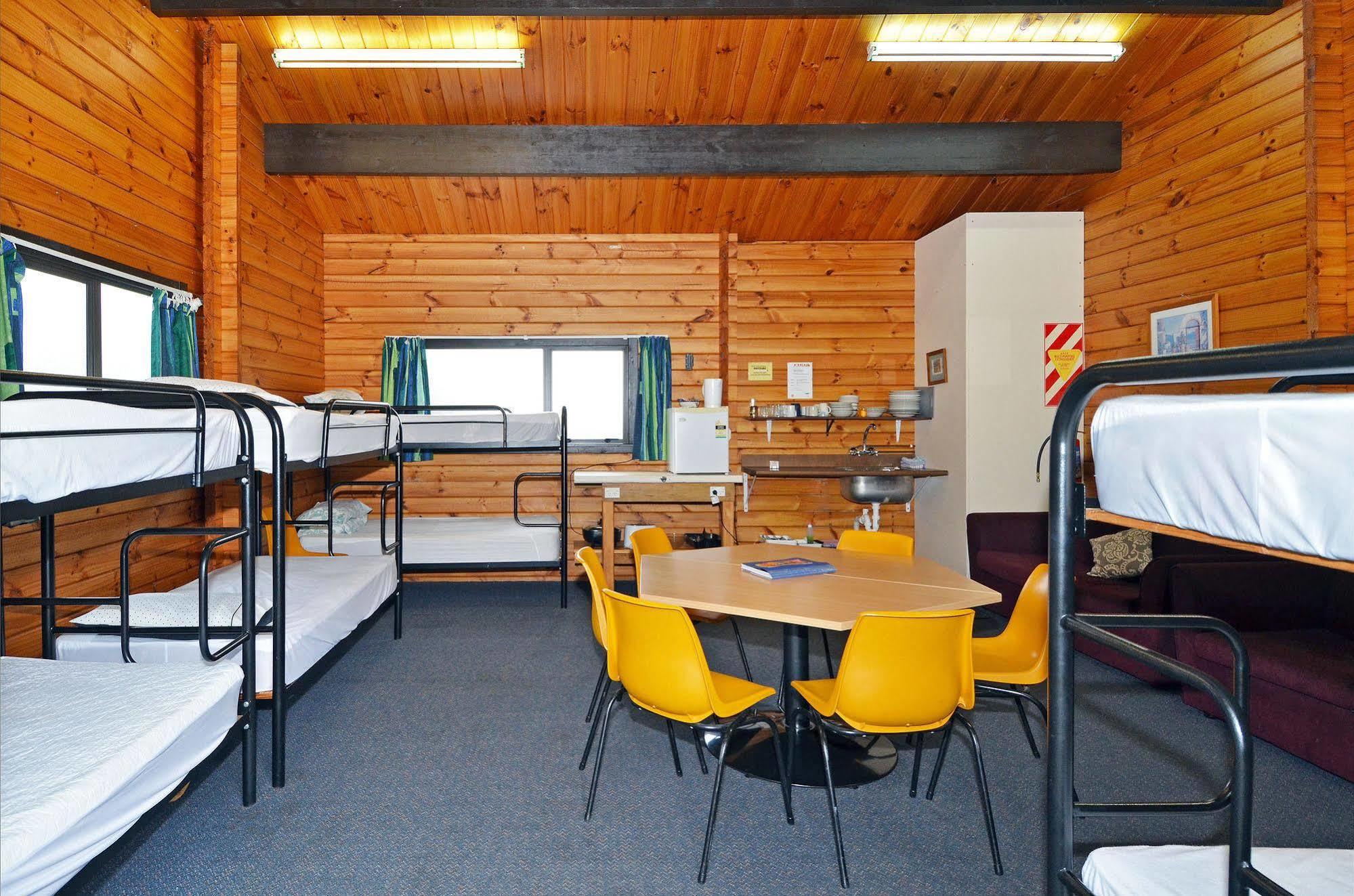 Leith Valley Holiday Park And Motels Dunedin Dış mekan fotoğraf