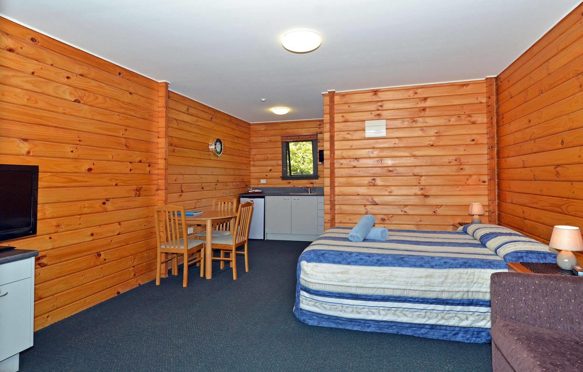 Leith Valley Holiday Park And Motels Dunedin Dış mekan fotoğraf