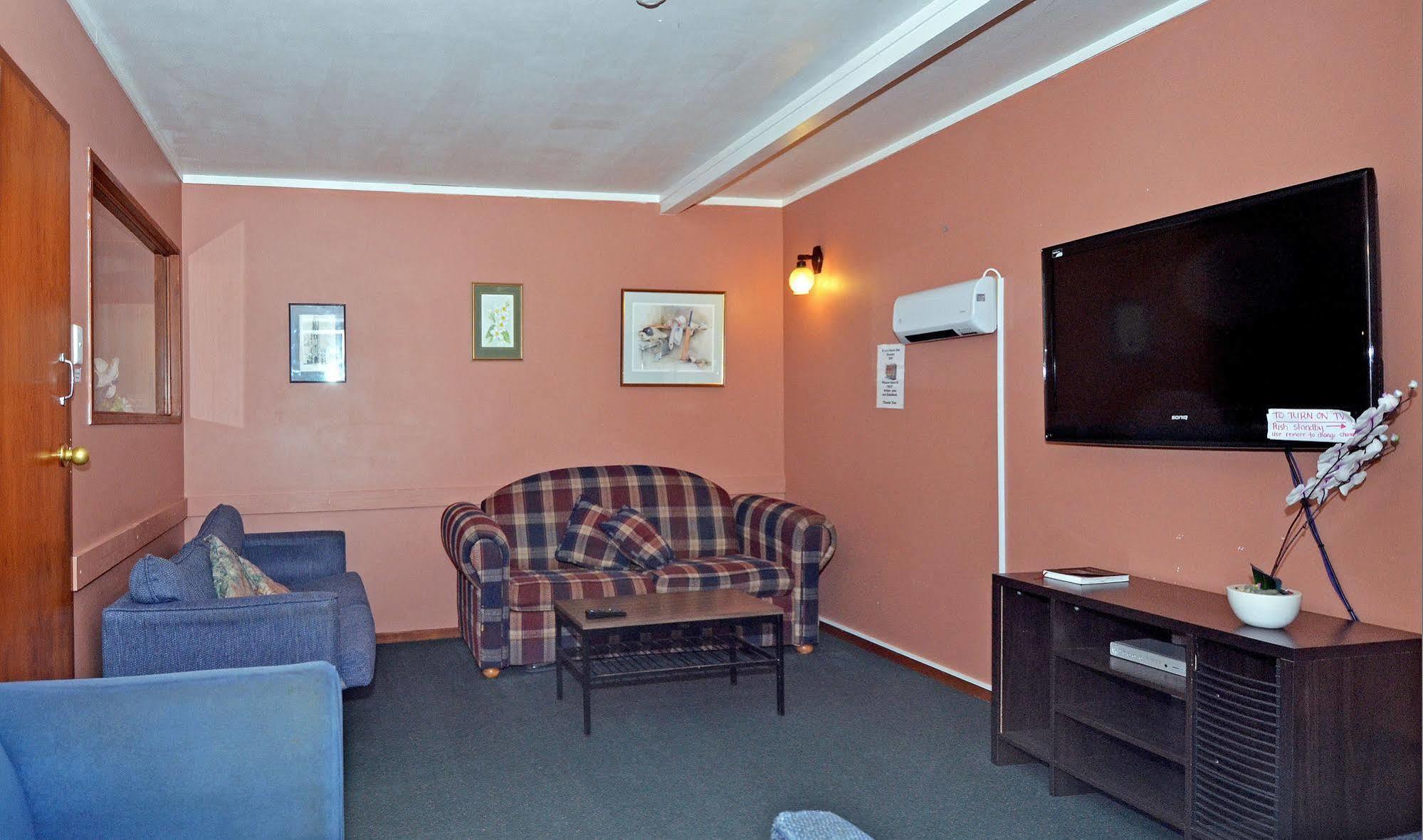 Leith Valley Holiday Park And Motels Dunedin Dış mekan fotoğraf